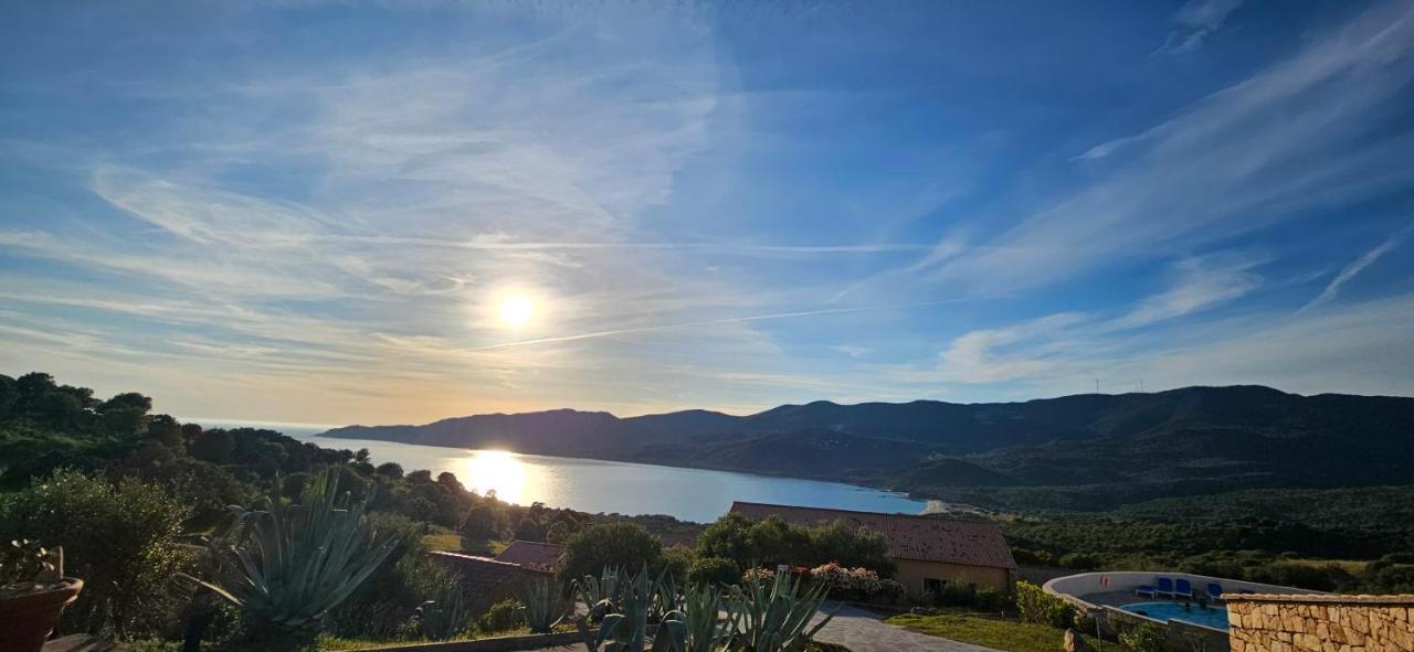 Chalereux T2 Vue Mer Et Piscine Alba Rossa Serra-di-Ferro  Extérieur photo